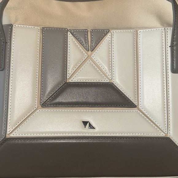 Mashhad Geometric Leather Bag - Picture 4 of 6